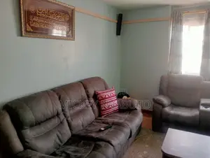 3bdrm Apartment in Nyayo Estate for sale