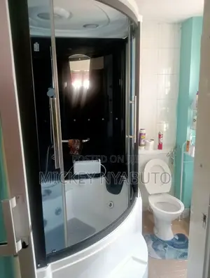 3bdrm Apartment in Nyayo Estate for sale