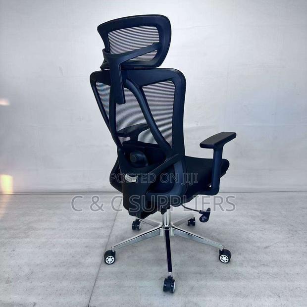 Swivel Breathable Ergonomic Chair - thumbnail 4