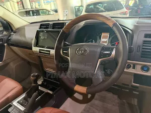 Toyota Land Cruiser Prado 2.7 2019 White