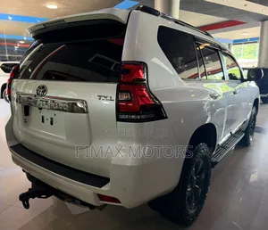 Toyota Land Cruiser Prado 2.7 2019 White