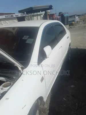 Toyota Corolla 2004 White