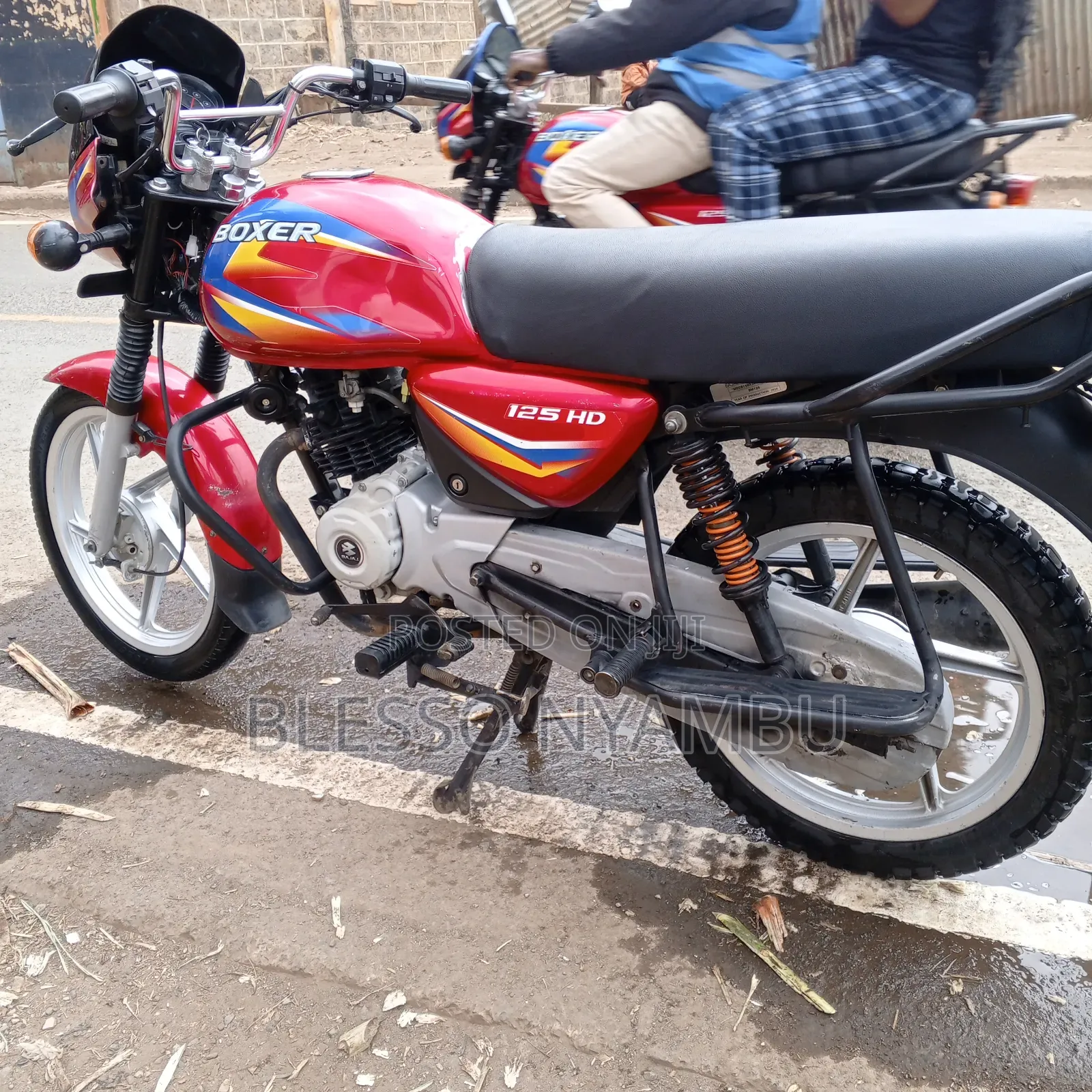 Bajaj Boxer 125 2024 Red