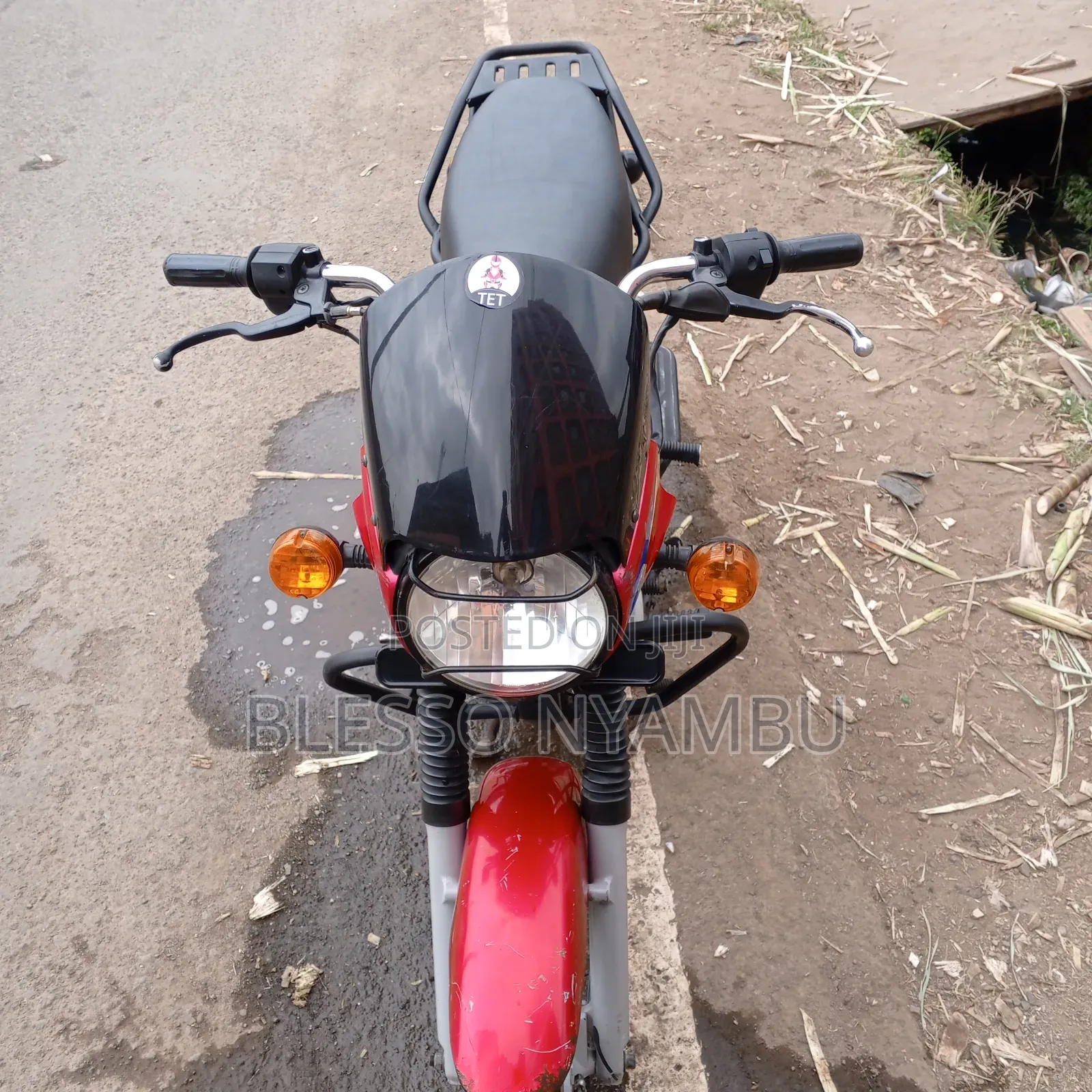 Bajaj Boxer 125 2024 Red