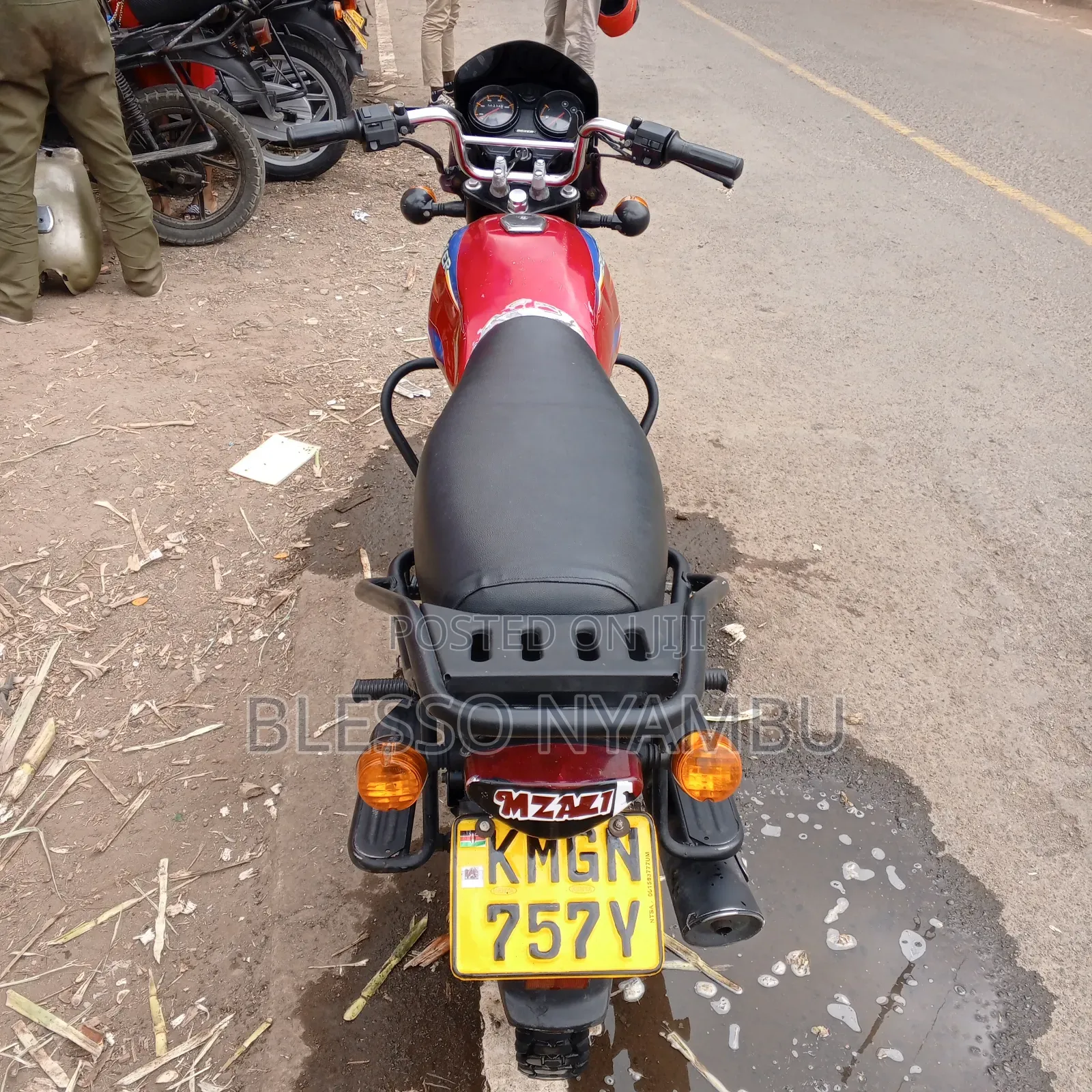 Bajaj Boxer 125 2024 Red