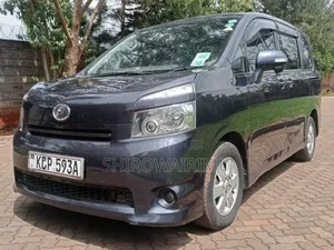 Toyota Voxy 2010 Gray