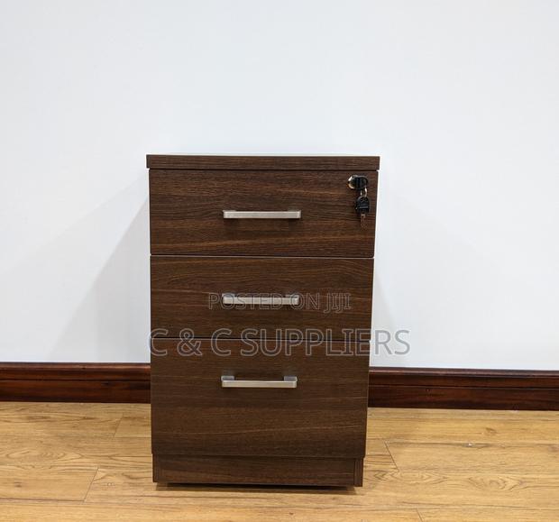 Office Pedestal File Cabinet-3 Drawer - thumbnail 2