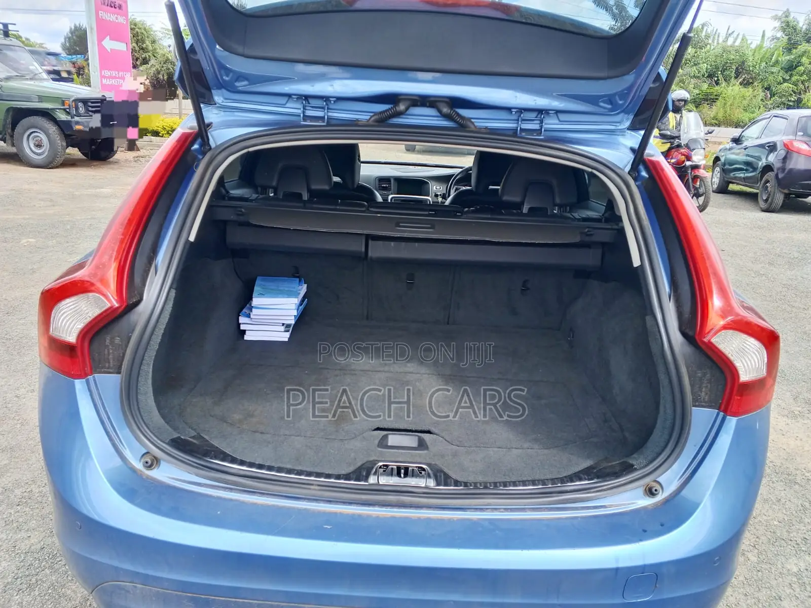 Volvo V60 2014 Blue