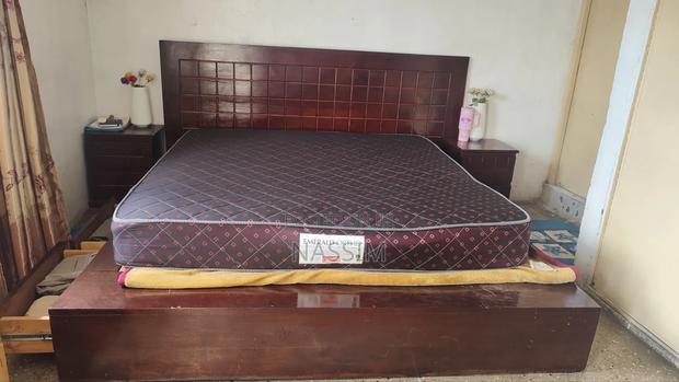 King Size Bed/Mattress - thumbnail 2