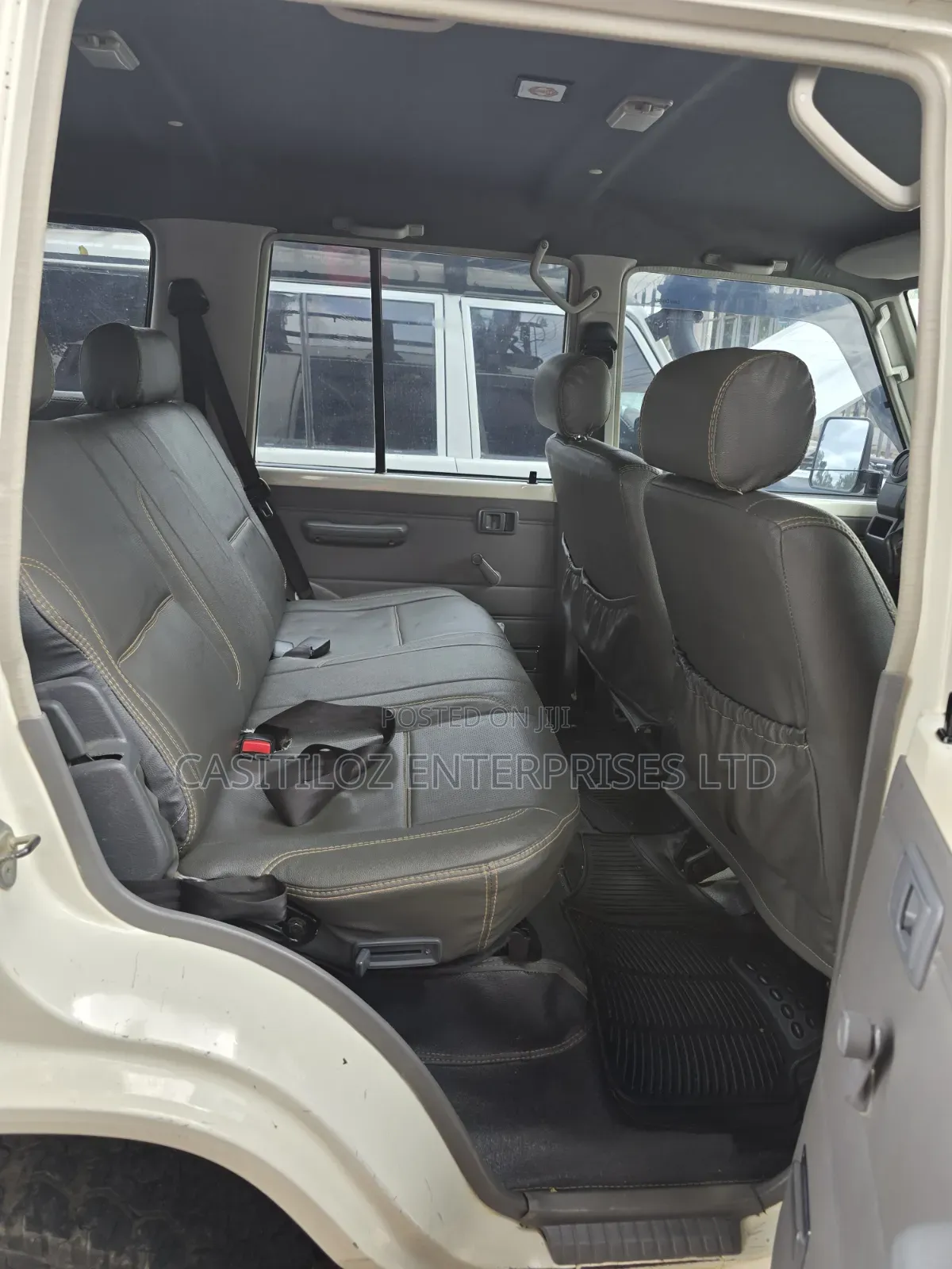 Toyota Land Cruiser 2016 Gold