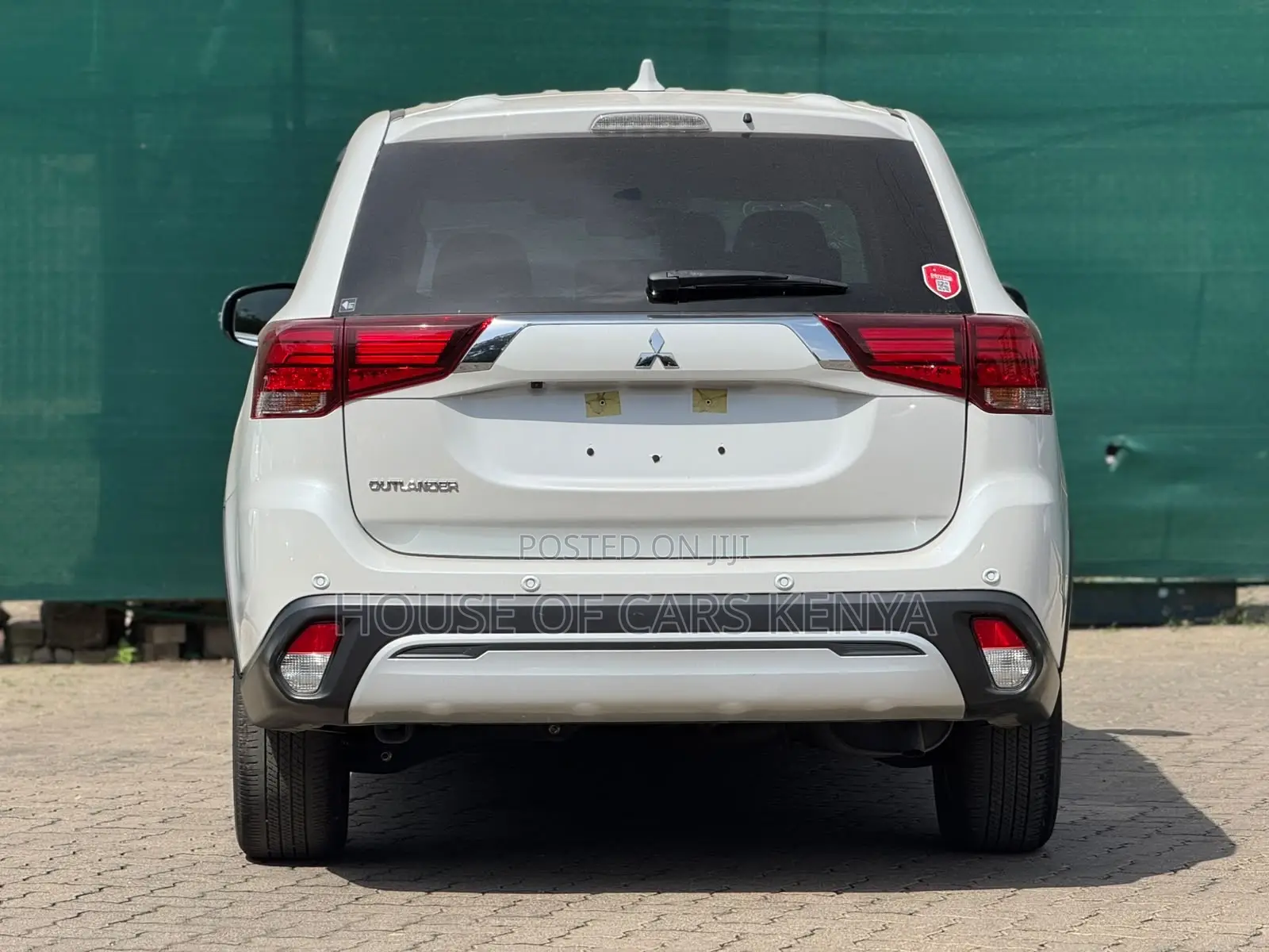 Mitsubishi Outlander 2020  White 