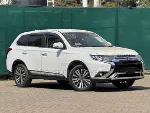 Mitsubishi Outlander 2020 Pearl