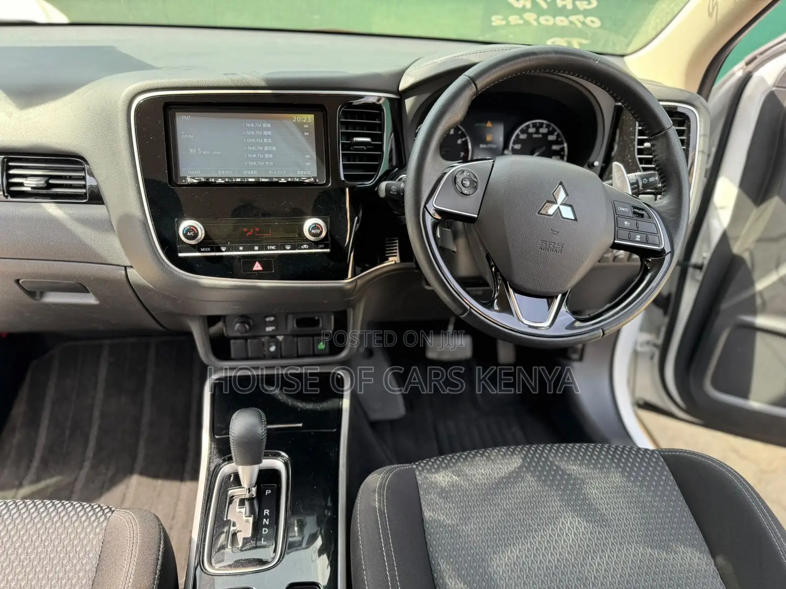Mitsubishi Outlander 2020  White 