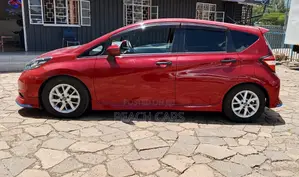 Nissan Note 2018 Red