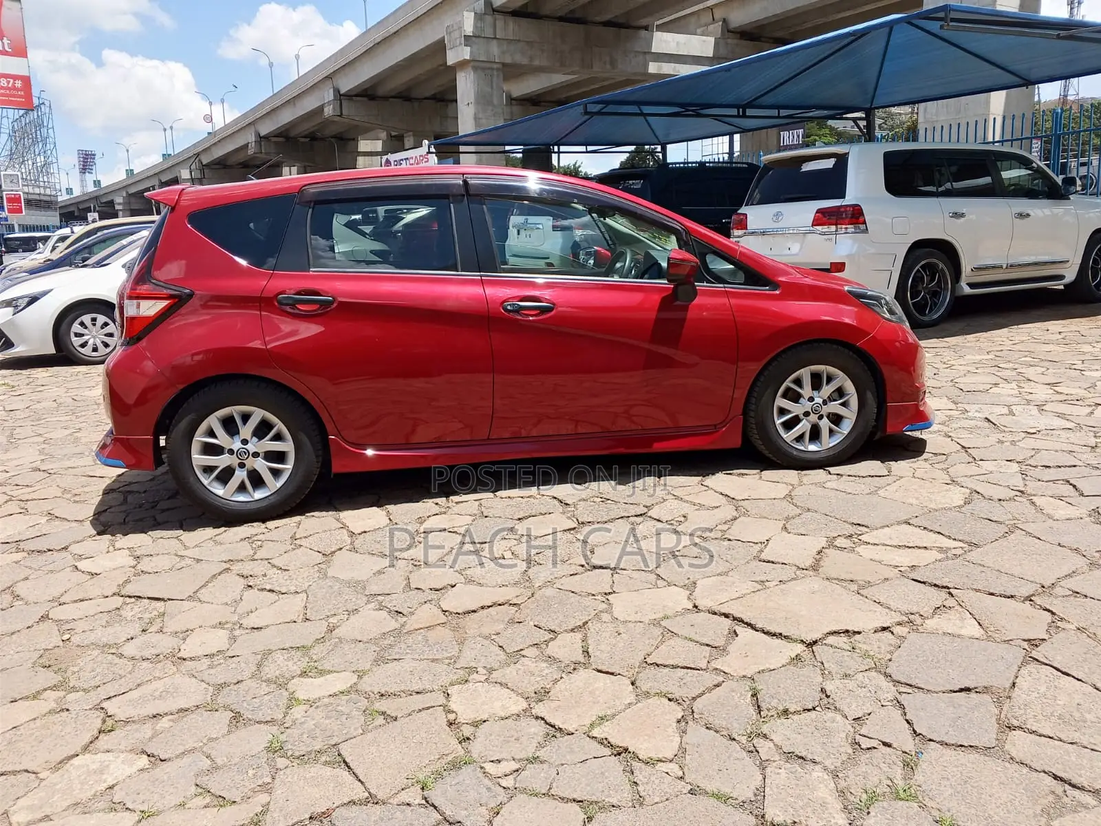 Nissan Note 2018 Red