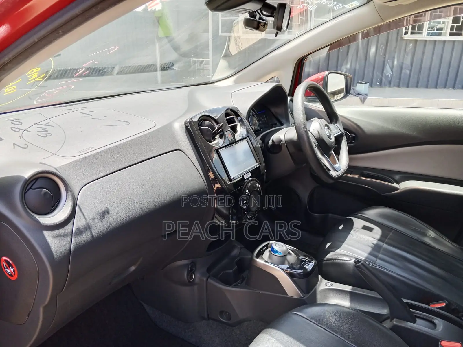 Nissan Note 2018 Red