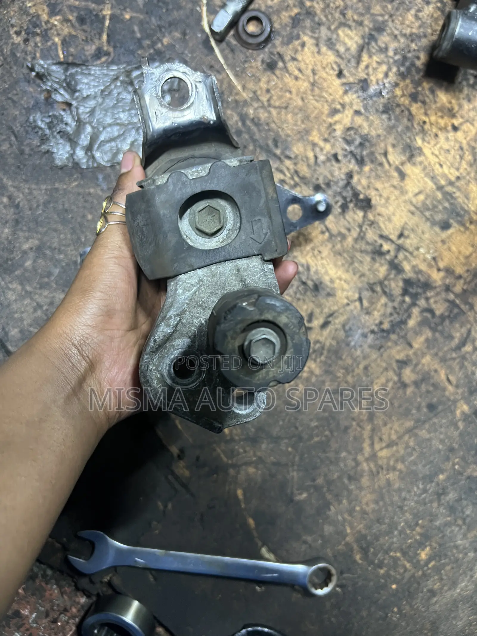 Engine Mounting Sienta
