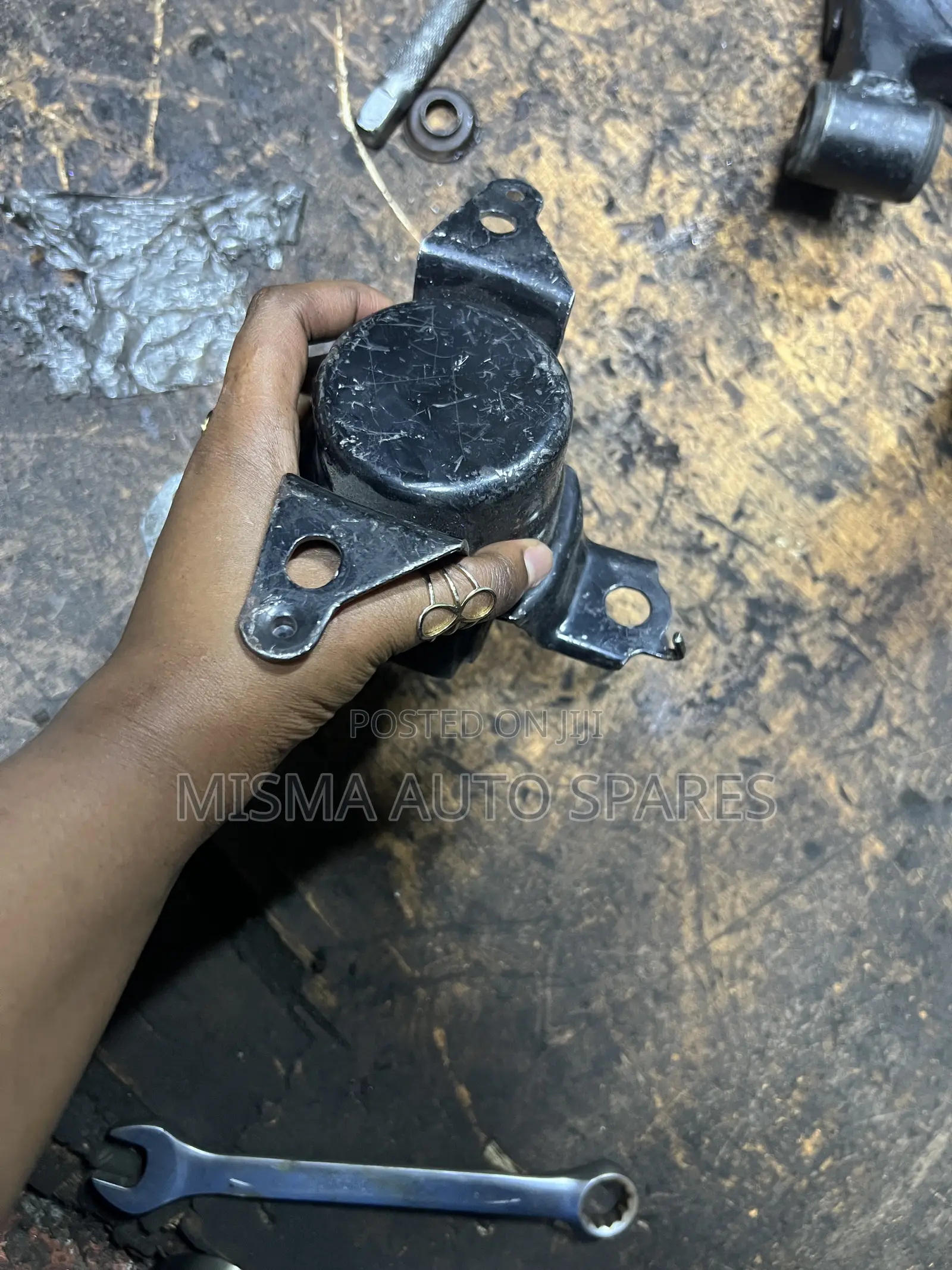 Engine Mounting Sienta