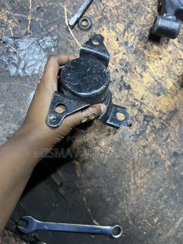 Engine Mounting Sienta - thumbnail 3
