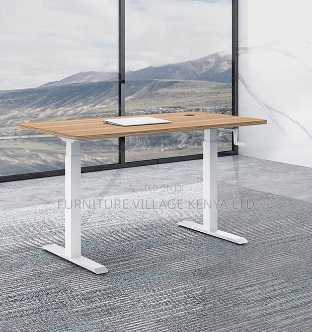 120cm Motorable Standing Desk - thumbnail 3