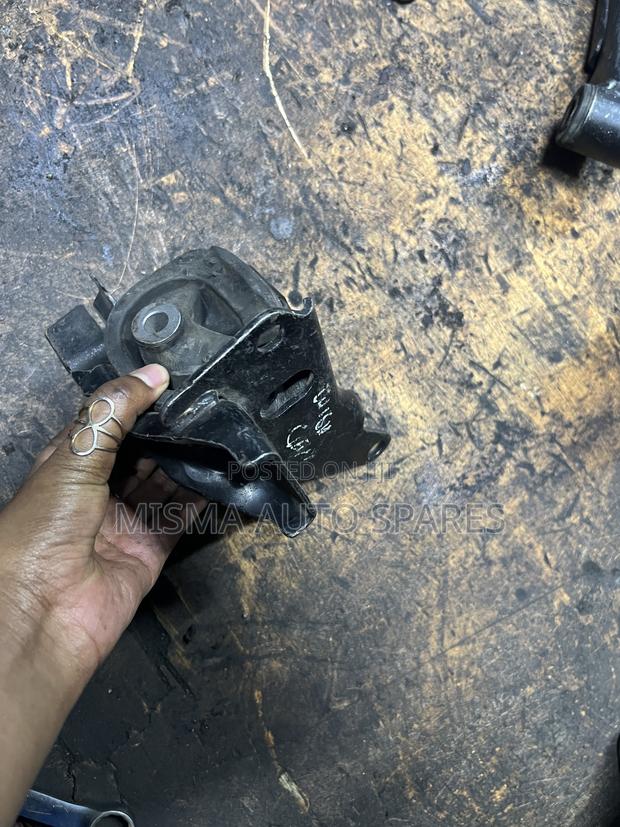 Gear Mounting Toyota Wish - thumbnail 3