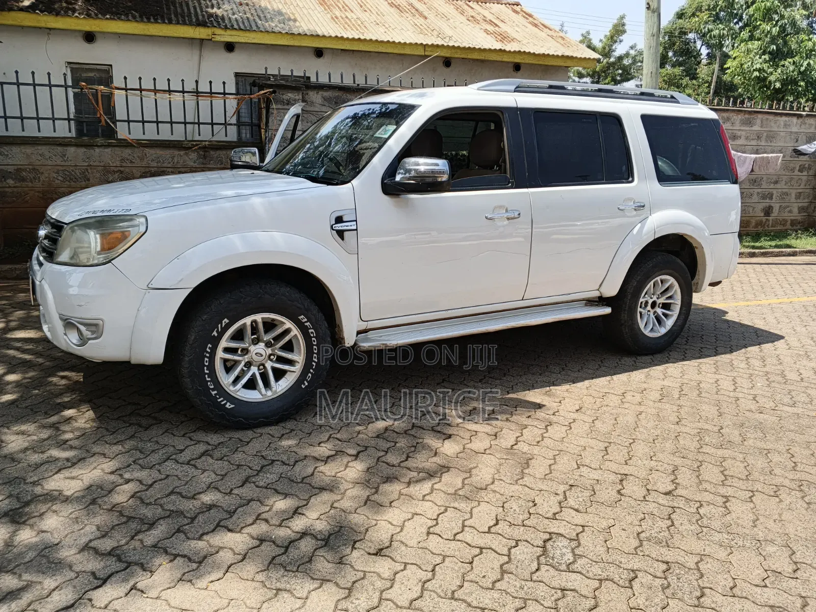 Ford Everest 2011 White