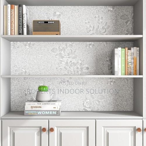 Glamorous Sheen of Silver Wallpaper