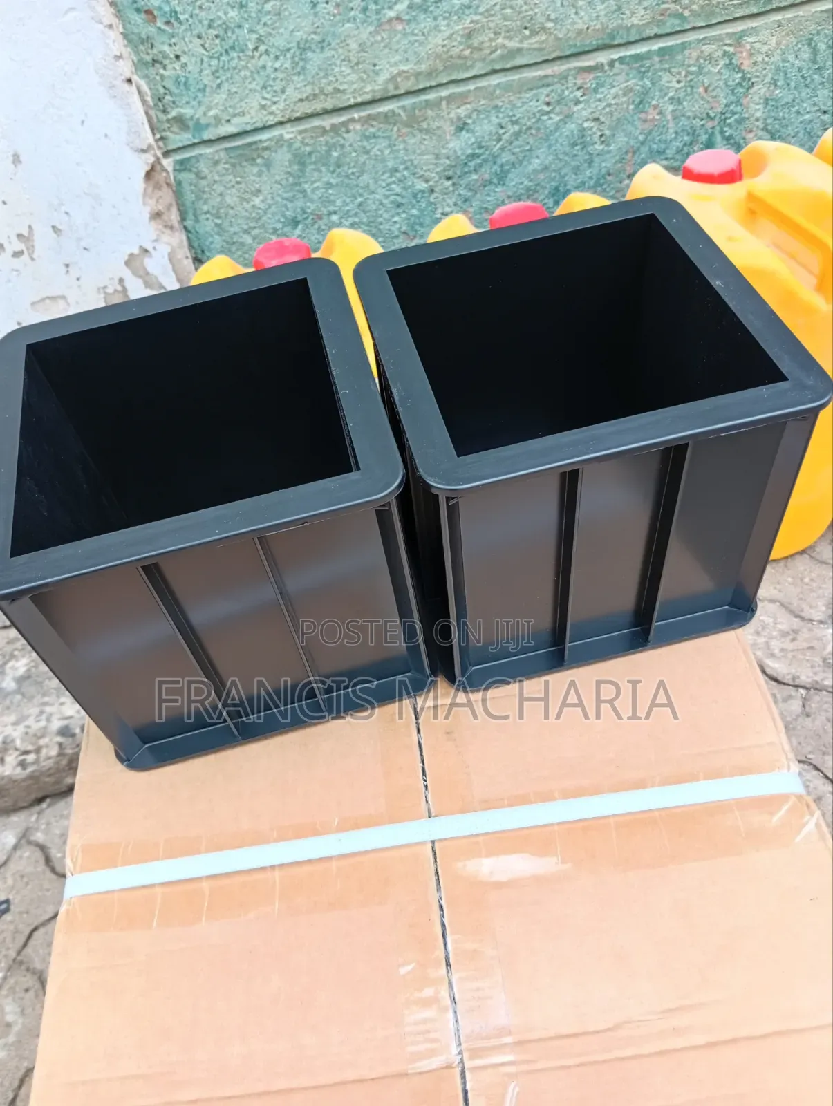 Plastic Testing Cube Moulds/ New
