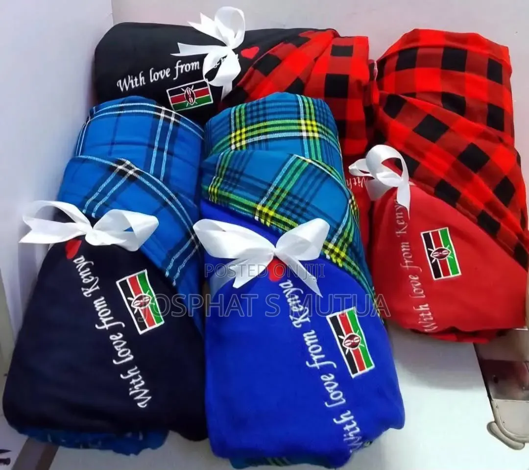 Maasai Shuka With Fleece
