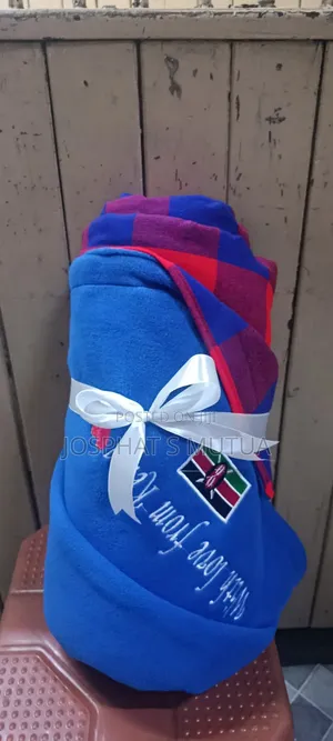 Maasai Shuka With Fleece