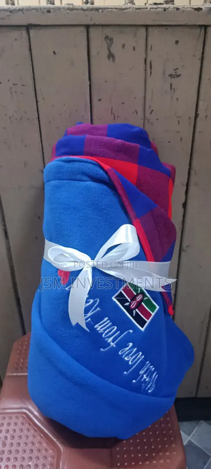 Maasai Shuka With Fleece