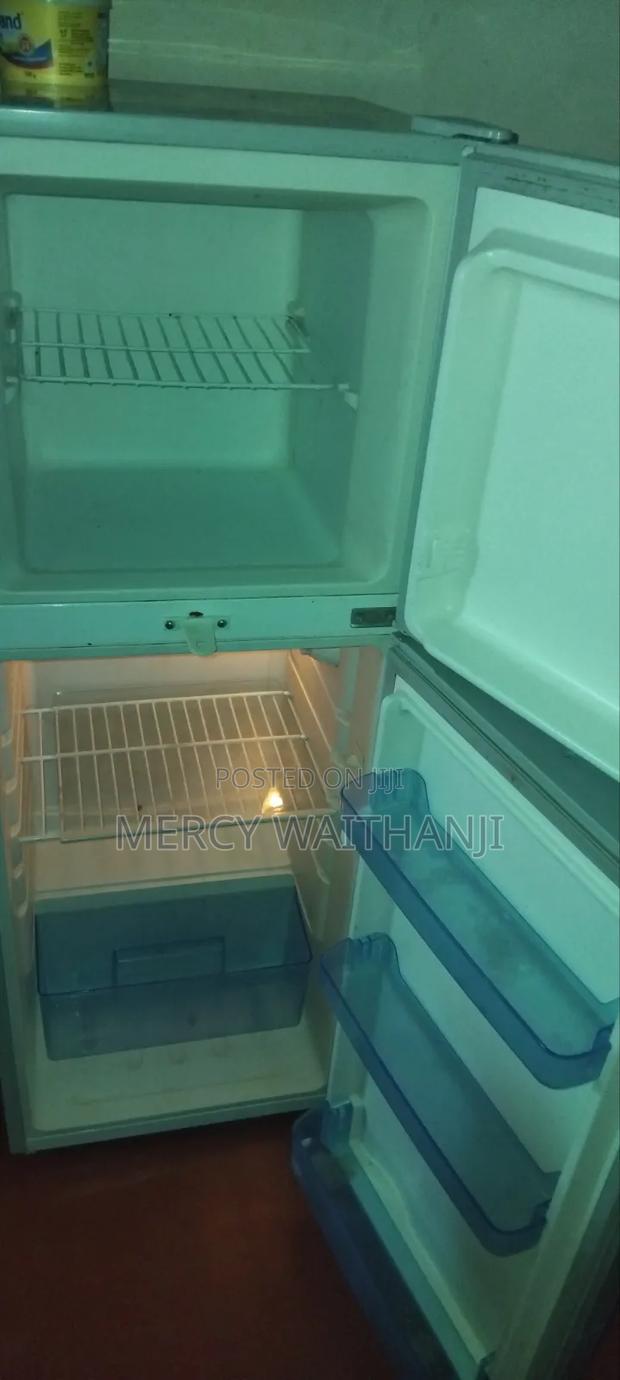Armco Non Frost Fridge, Very Good N Fast Cooling