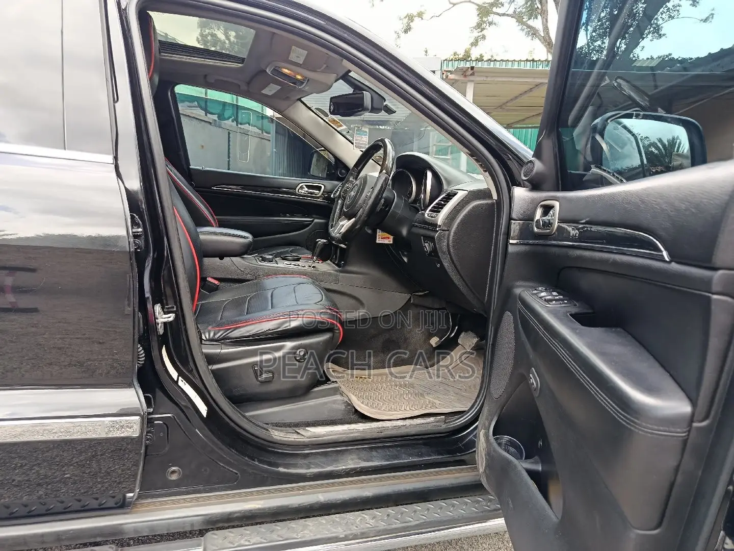 Jeep Grand Cherokee 2012 Black