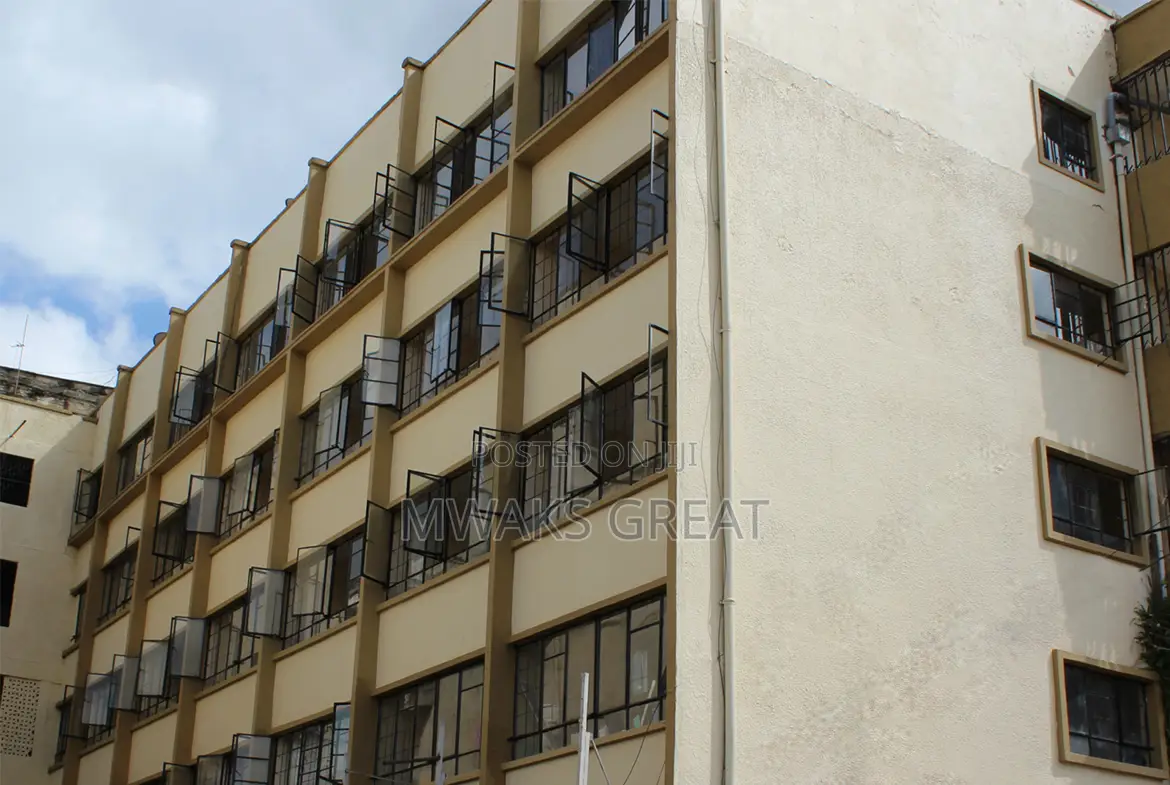 2bdrm Apartment in Highridge Mall for rent