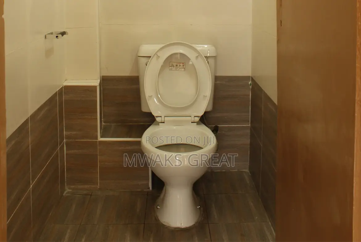 2bdrm Apartment in Highridge Mall for rent