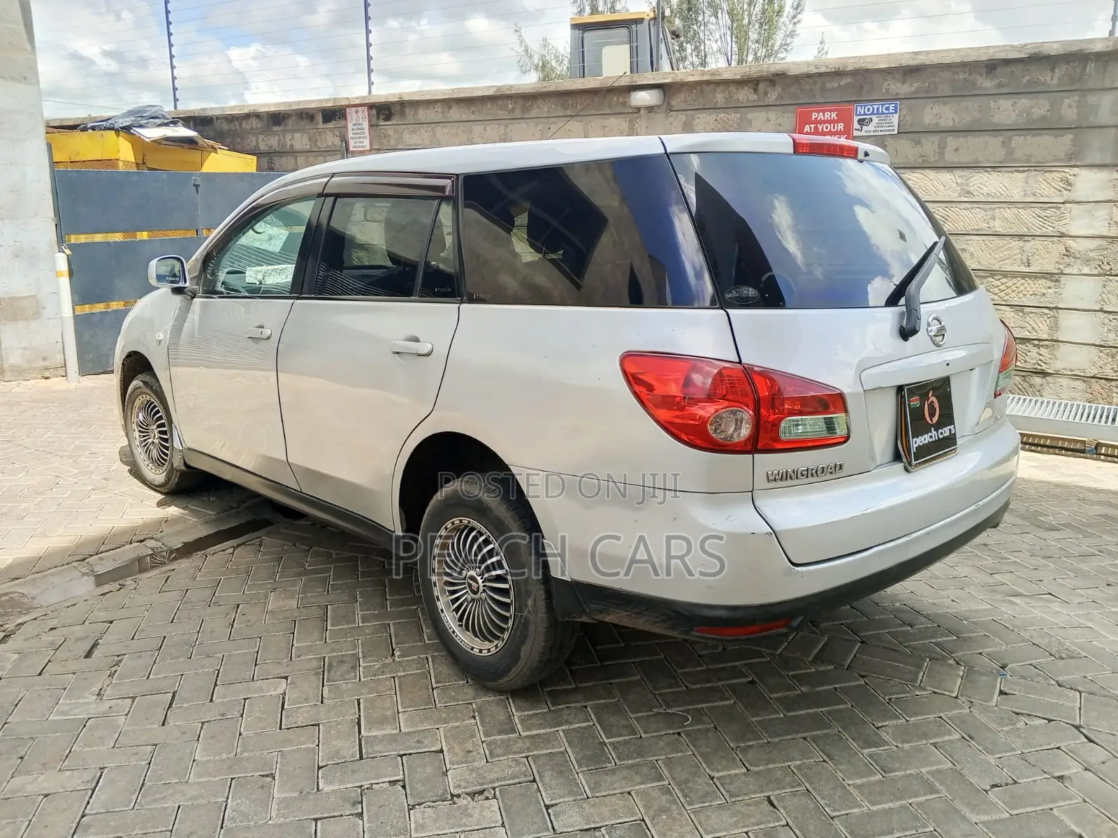 Nissan Wingroad 2011 Silver