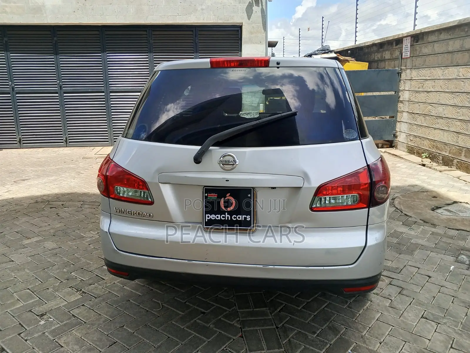 Nissan Wingroad 2011 Silver