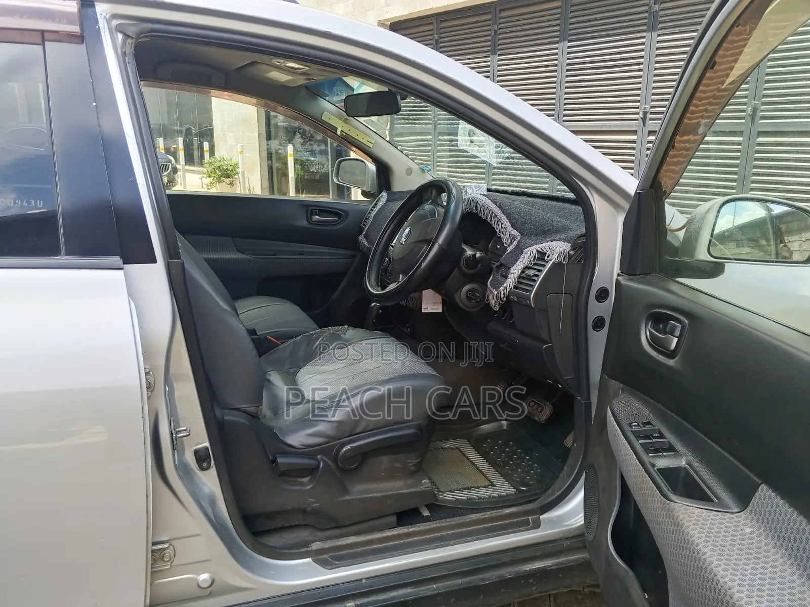 Nissan Wingroad 2011 Silver