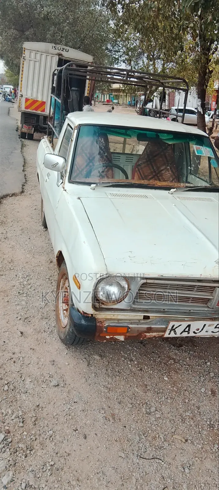 Nissan 1200 Pick Up