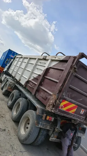 Semi Trailer Trucks for Hire