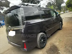 Toyota Voxy 2013 Black