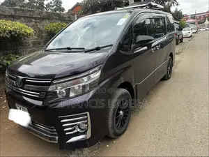 Toyota Voxy 2013 Black