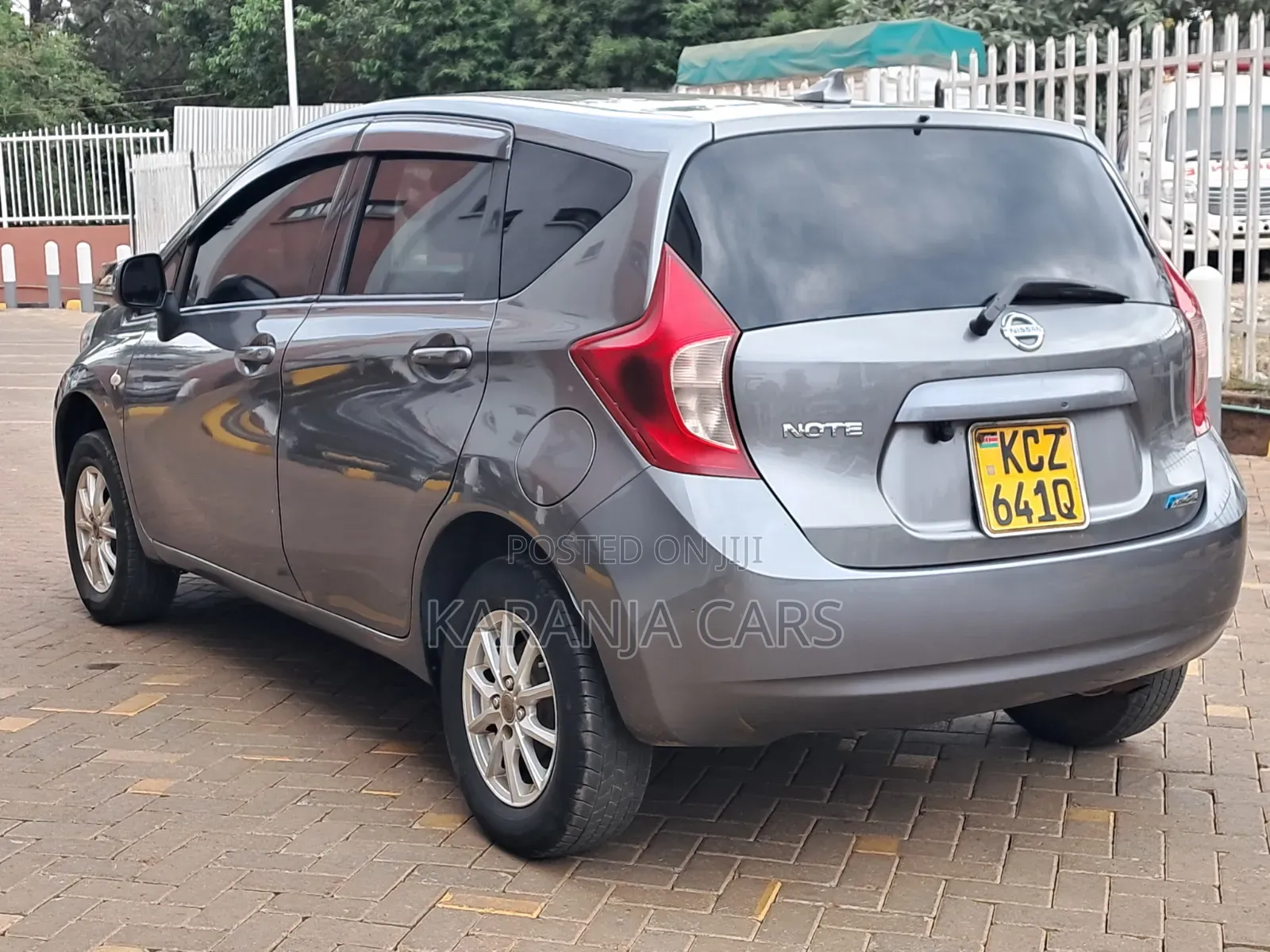 Nissan Note 2013 Gray