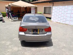 BMW 3 Series 2009 Gray