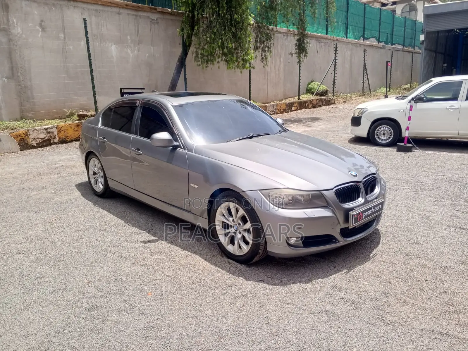 BMW 3 Series 2009 Gray