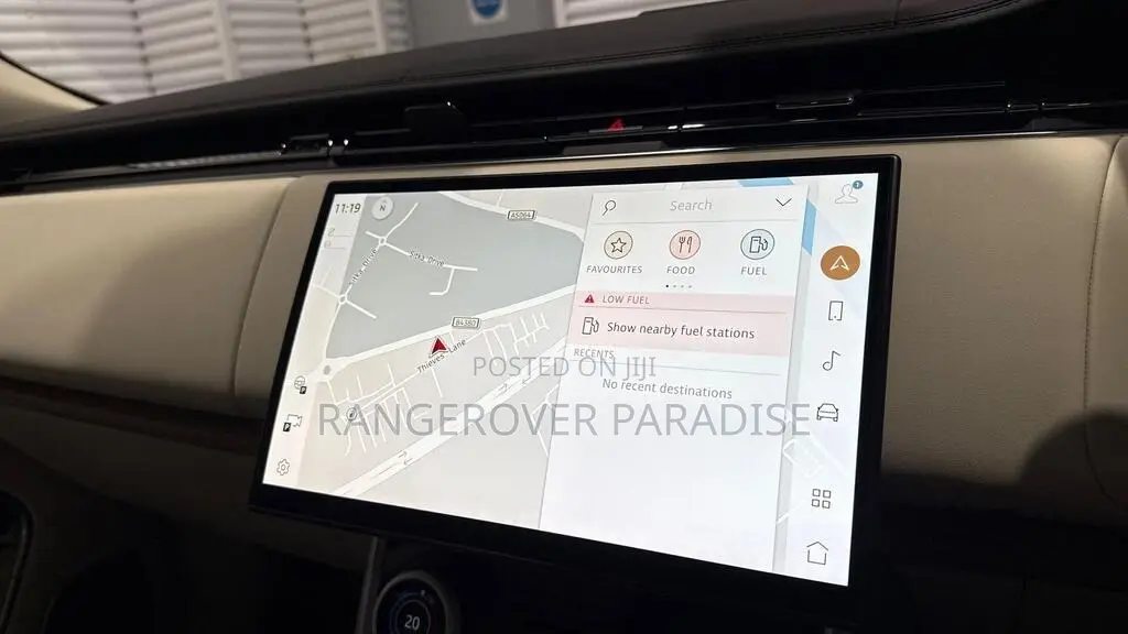 Land Rover Range Rover SV SWB 2023 Black