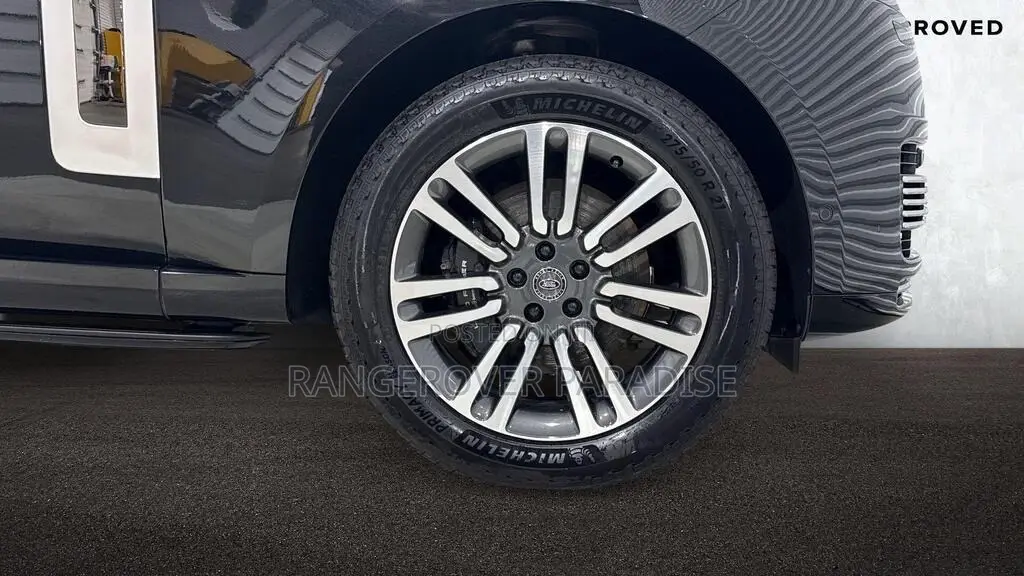 Land Rover Range Rover SV SWB 2023 Black