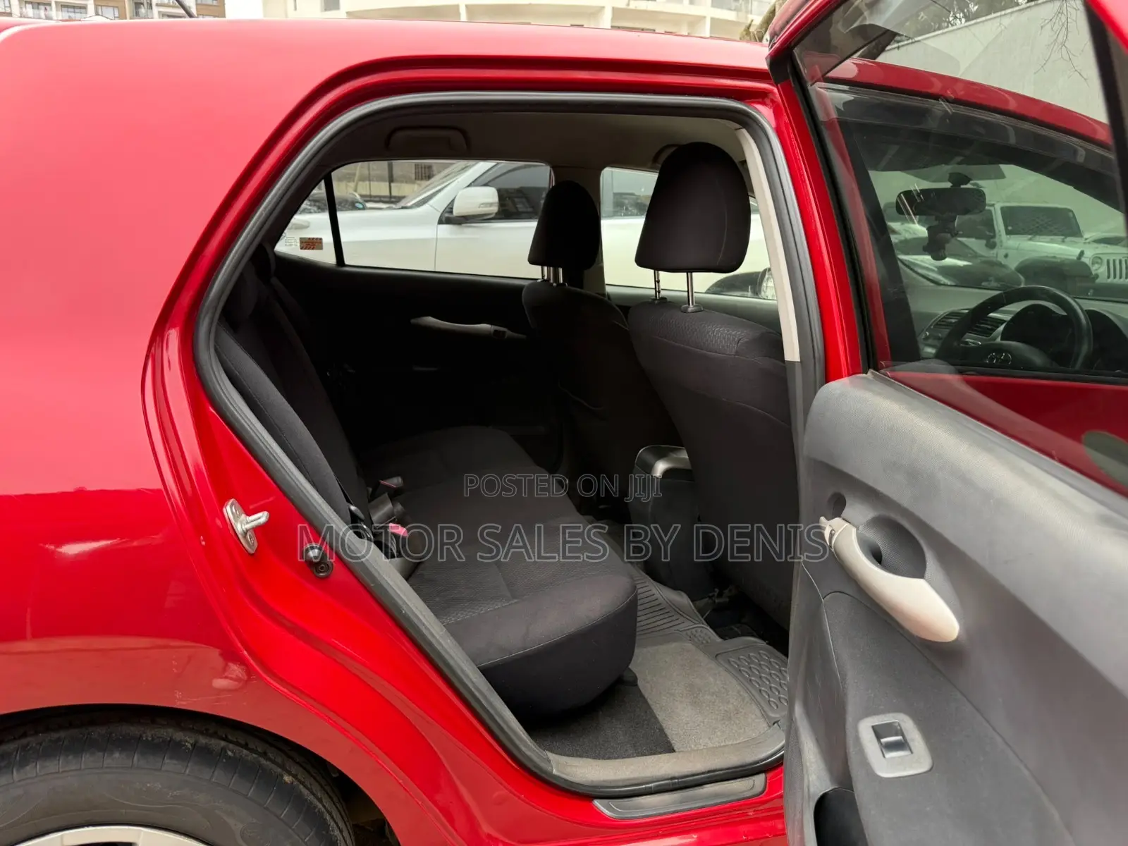 Toyota Auris 1.4 VVT-i 2007 Red