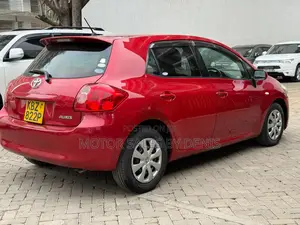 Toyota Auris 1.4 VVT-i 2007 Red