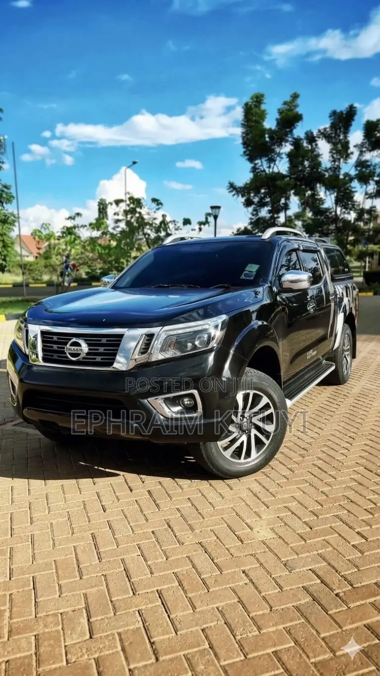 Nissan Navara 2019 Black
